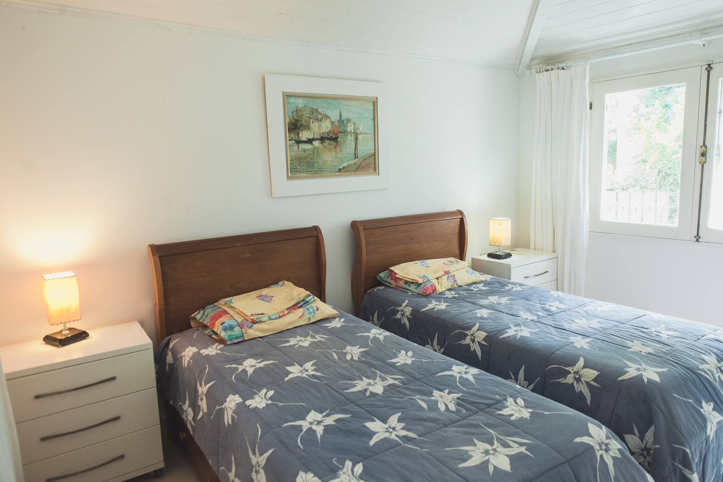 9b195668-a92c-4566-a1b9-64840022ed63